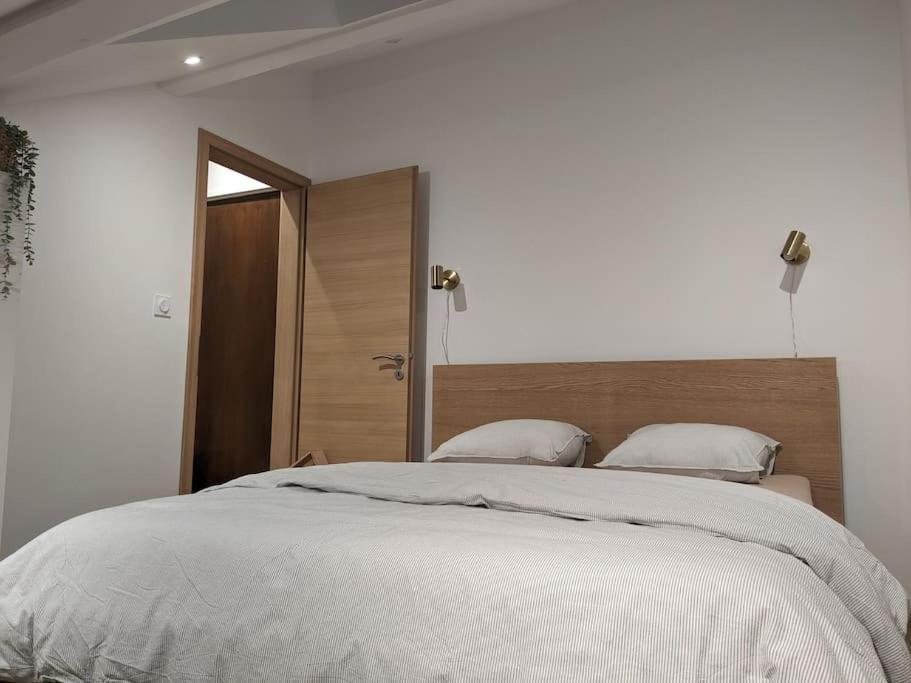 Magnifique Appartement Entierement Renove Au Pied Des Pistes Metabief Exterior photo